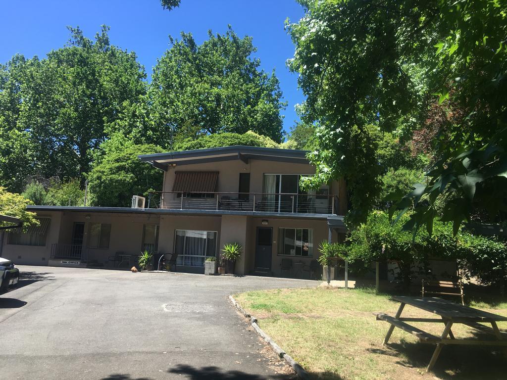 Ovensview On Riverside Брайт Екстериор снимка