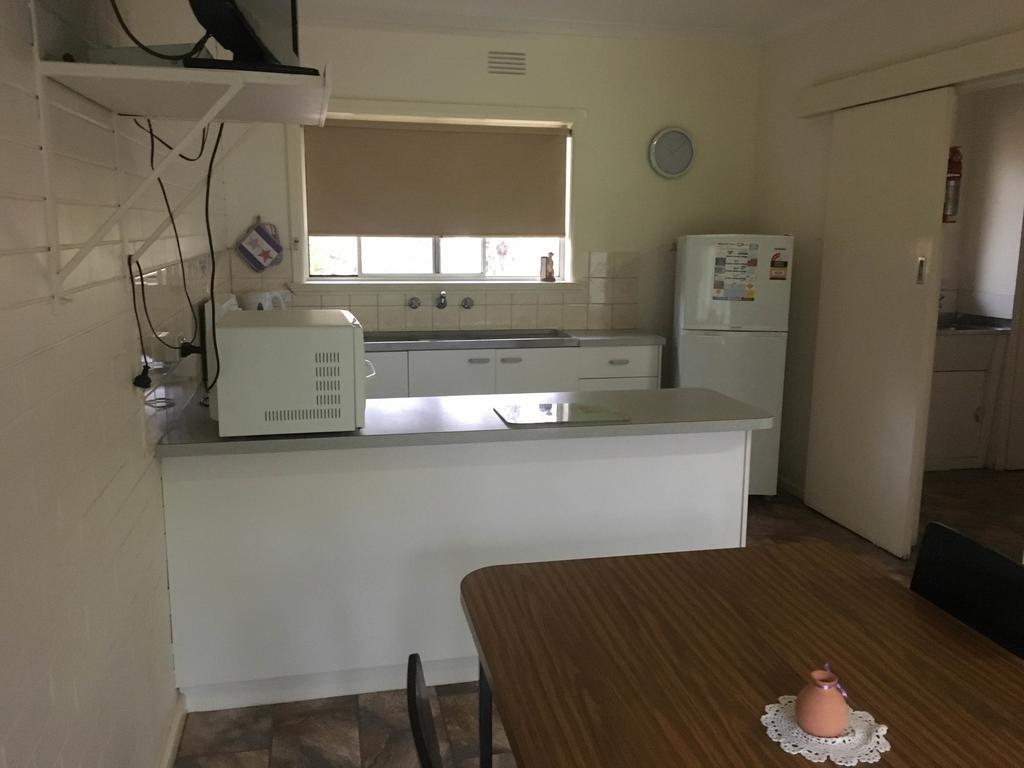Ovensview On Riverside Брайт Екстериор снимка